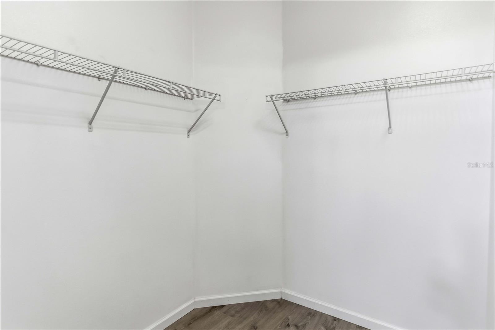 Image 28 of 41 For 213 Trinity Ridge Circle