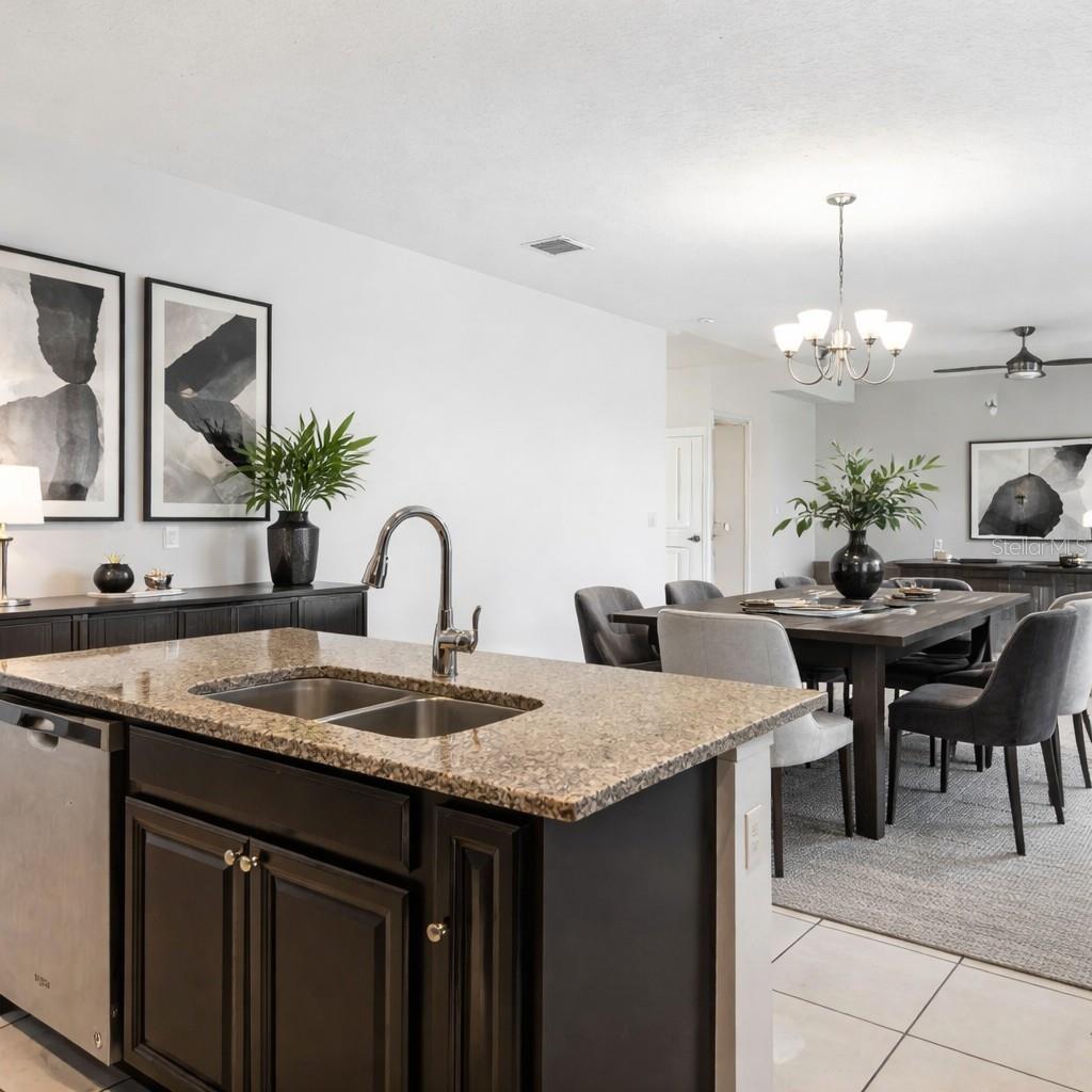 Image 4 of 41 For 213 Trinity Ridge Circle