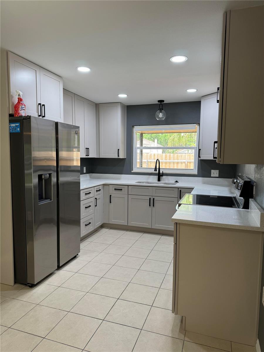 Image 4 of 10 For 7679 Persian Court