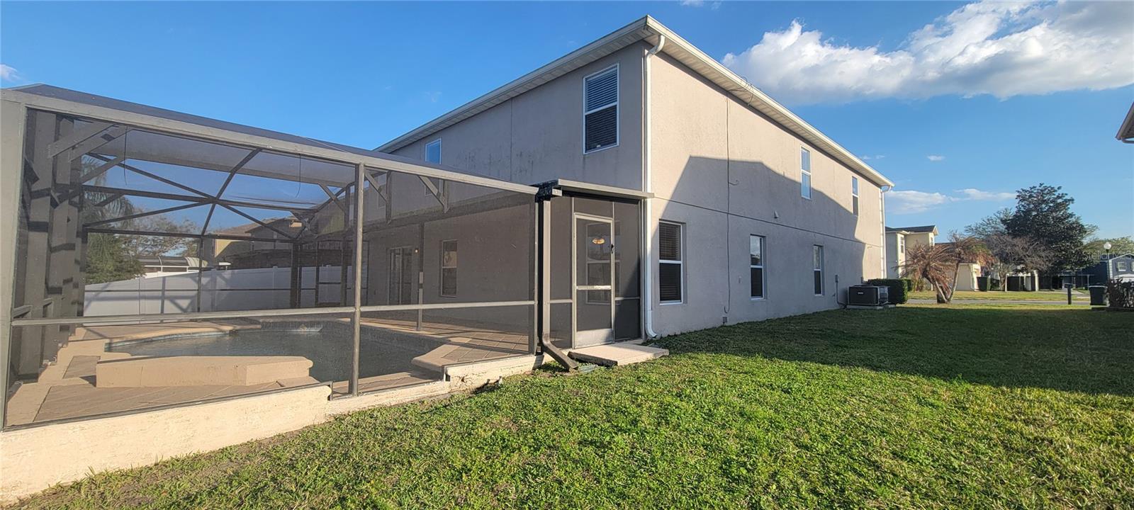 Image 5 of 43 For 15461 Galbi Drive