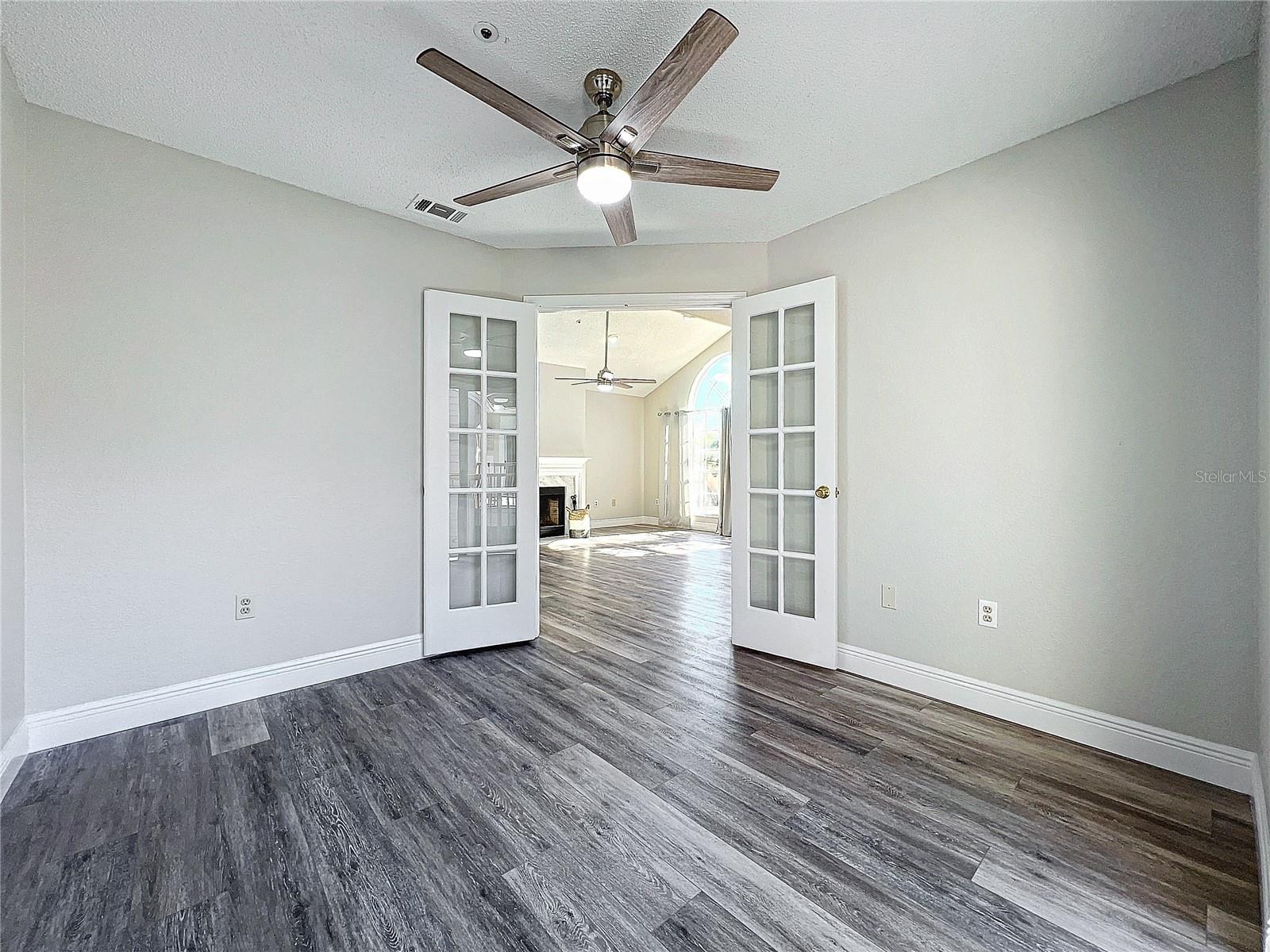 Image 48 of 87 For 665 Youngstown Parkway 264