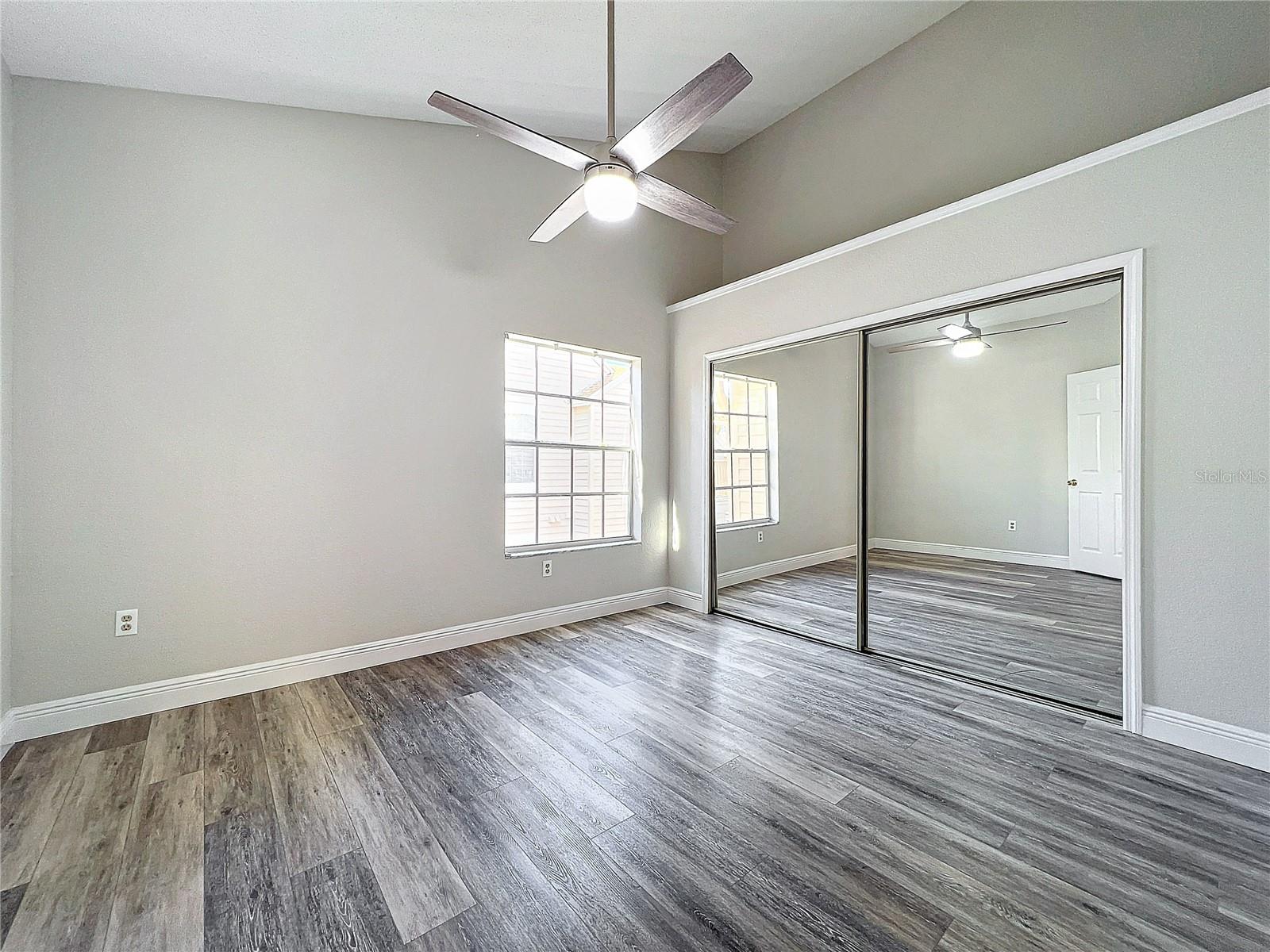 Image 51 of 87 For 665 Youngstown Parkway 264