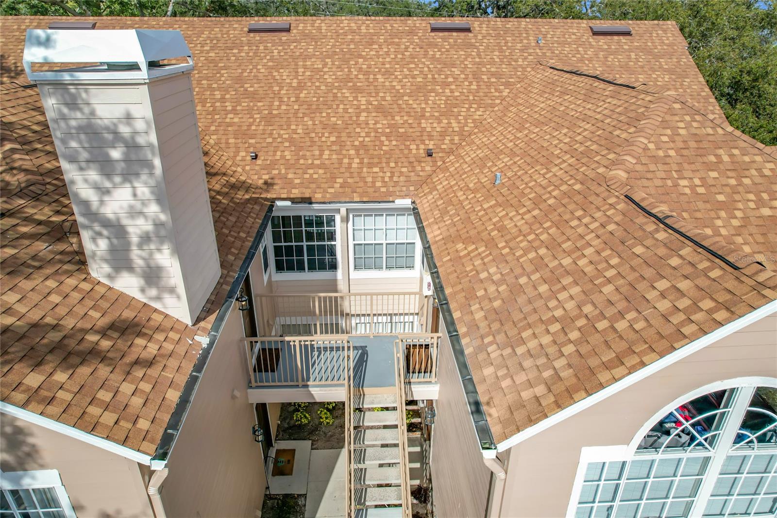 Image 65 of 87 For 665 Youngstown Parkway 264