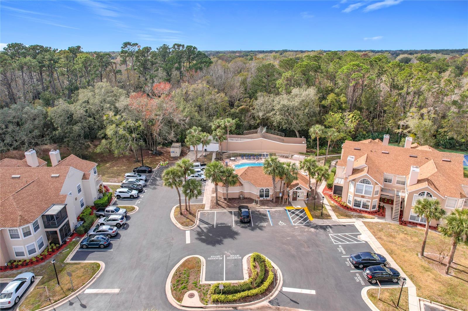 Image 67 of 87 For 665 Youngstown Parkway 264