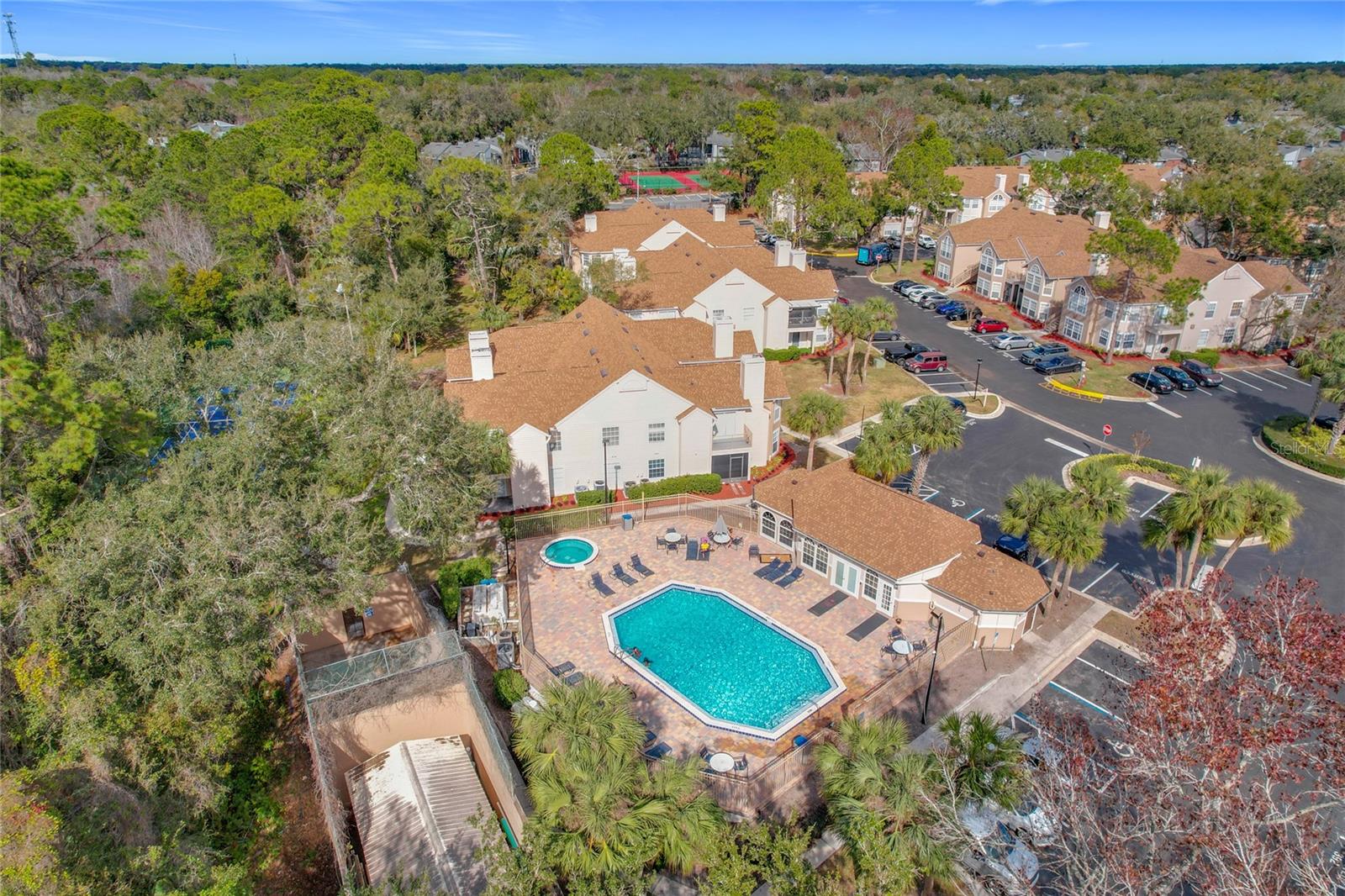 Image 75 of 87 For 665 Youngstown Parkway 264