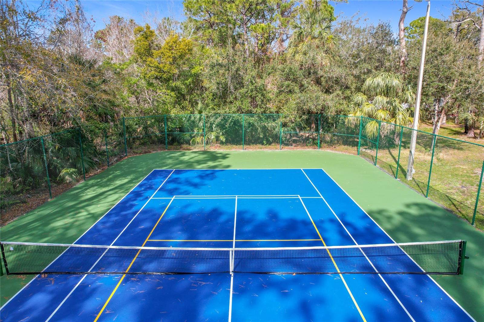 Image 76 of 87 For 665 Youngstown Parkway 264