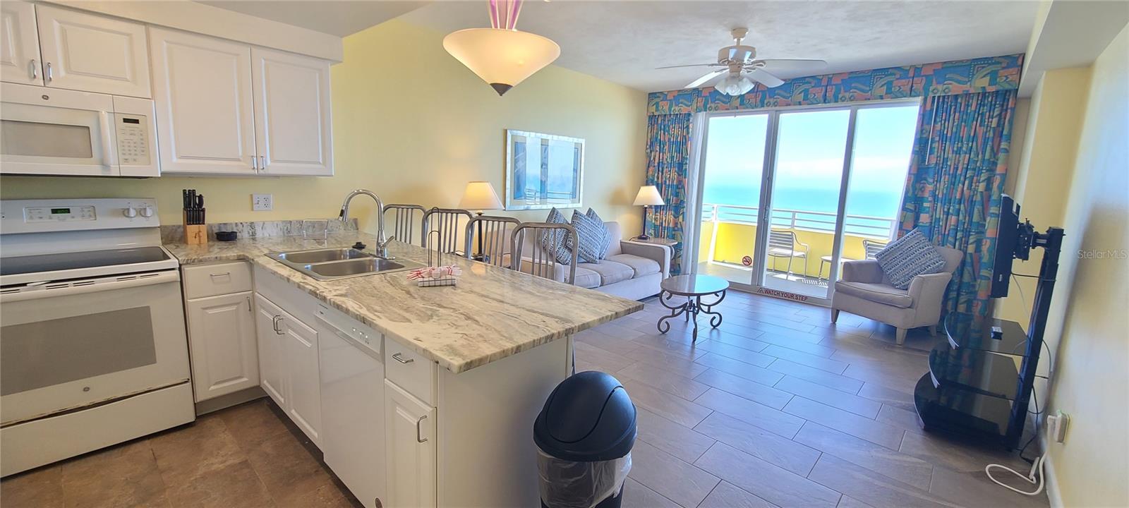 Image 7 of 50 For 300 Atlantic Avenue 1106