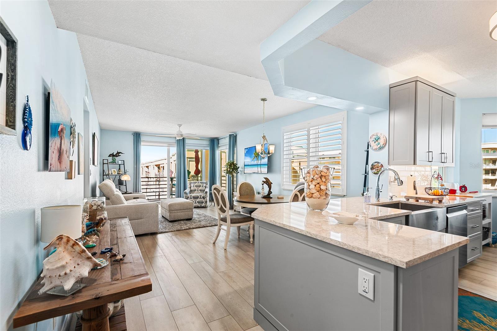 Image 3 of 25 For 7902 Sailboat Key Boulevard S 608