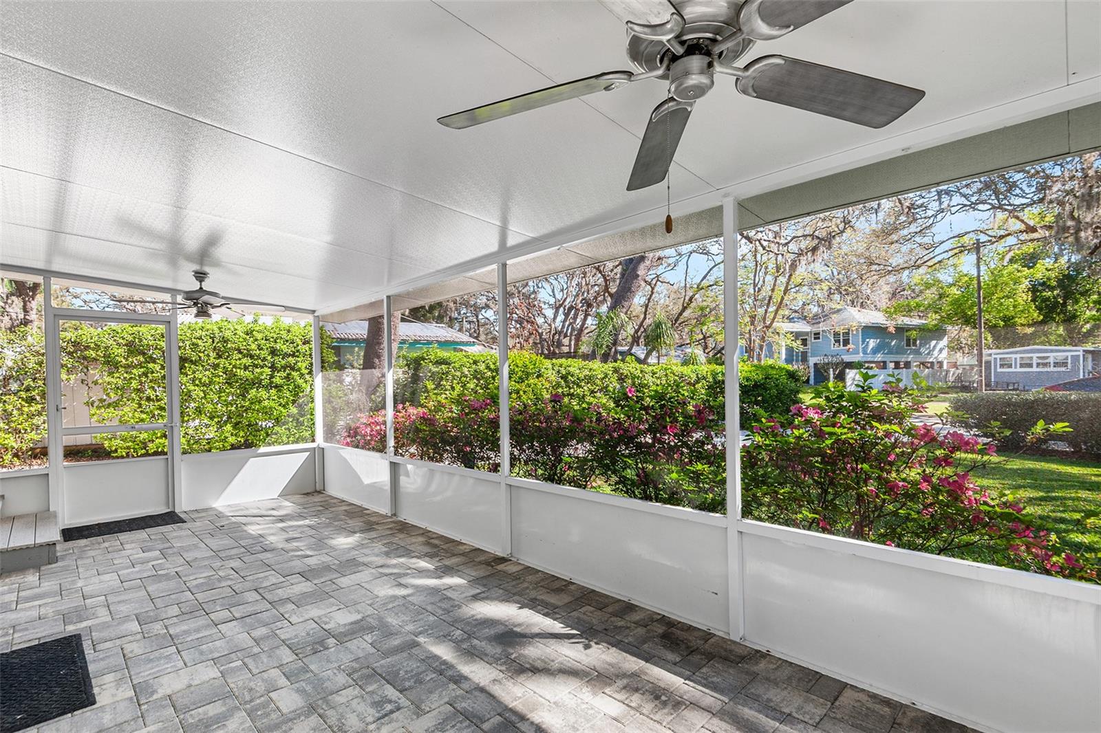 Image 16 of 22 For 1817 Beachway Ln