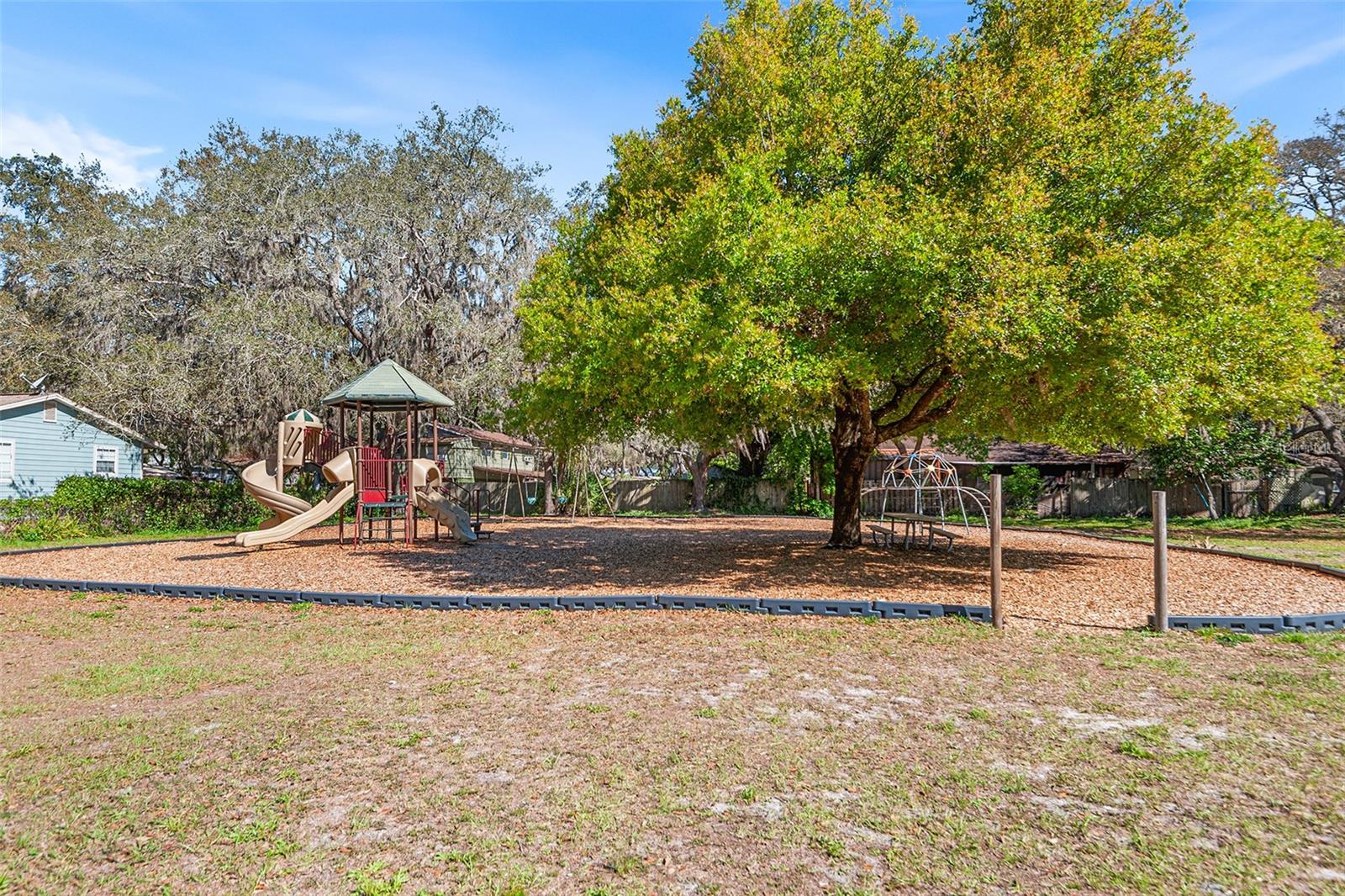 Image 21 of 22 For 1817 Beachway Ln