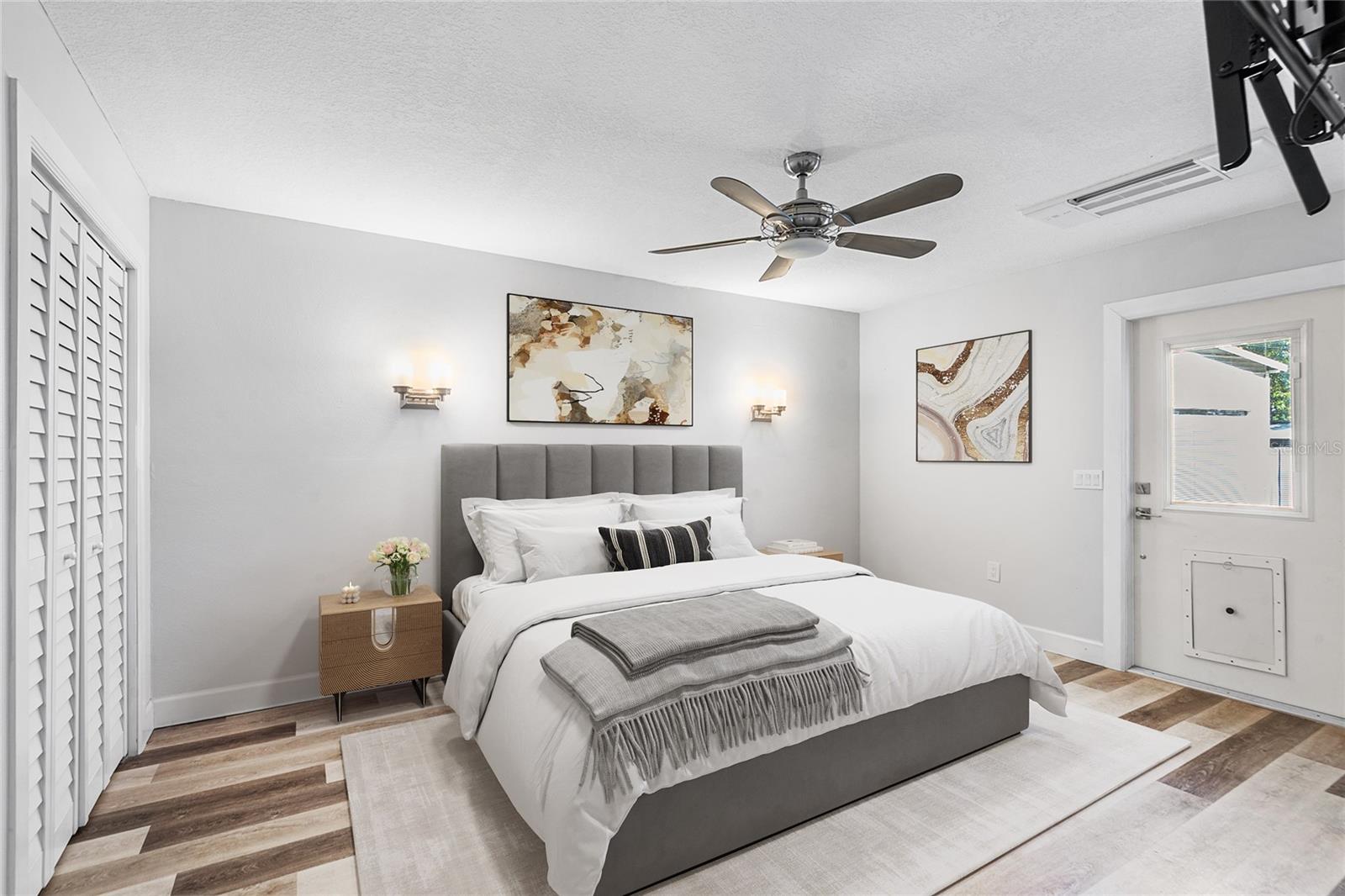 Image 5 of 22 For 1817 Beachway Ln