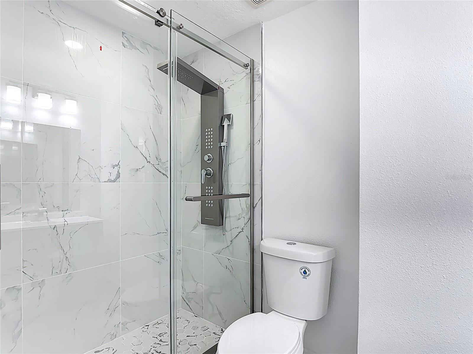 Image 25 of 57 For 406 Wildflower Road