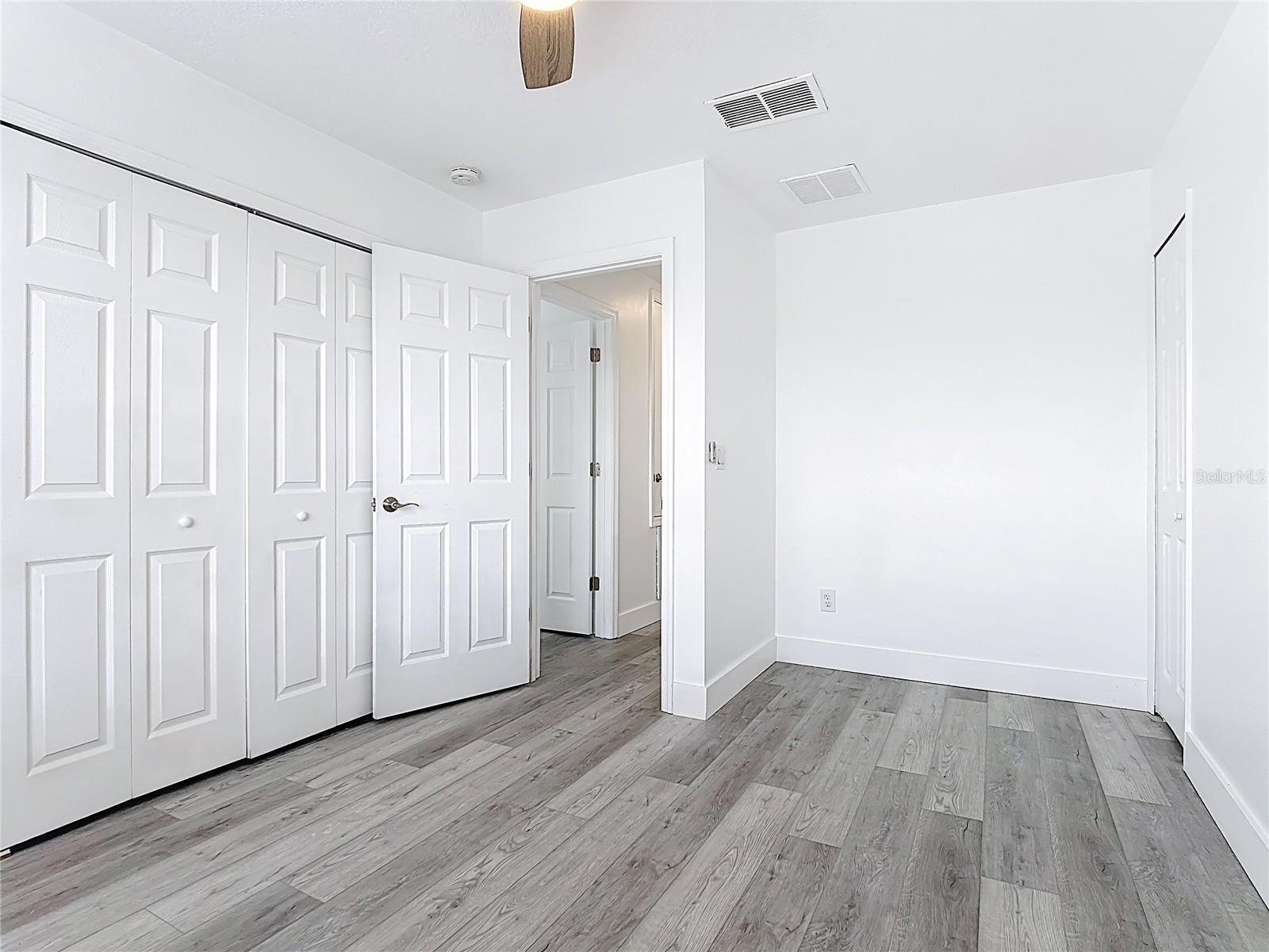 Image 41 of 57 For 406 Wildflower Road