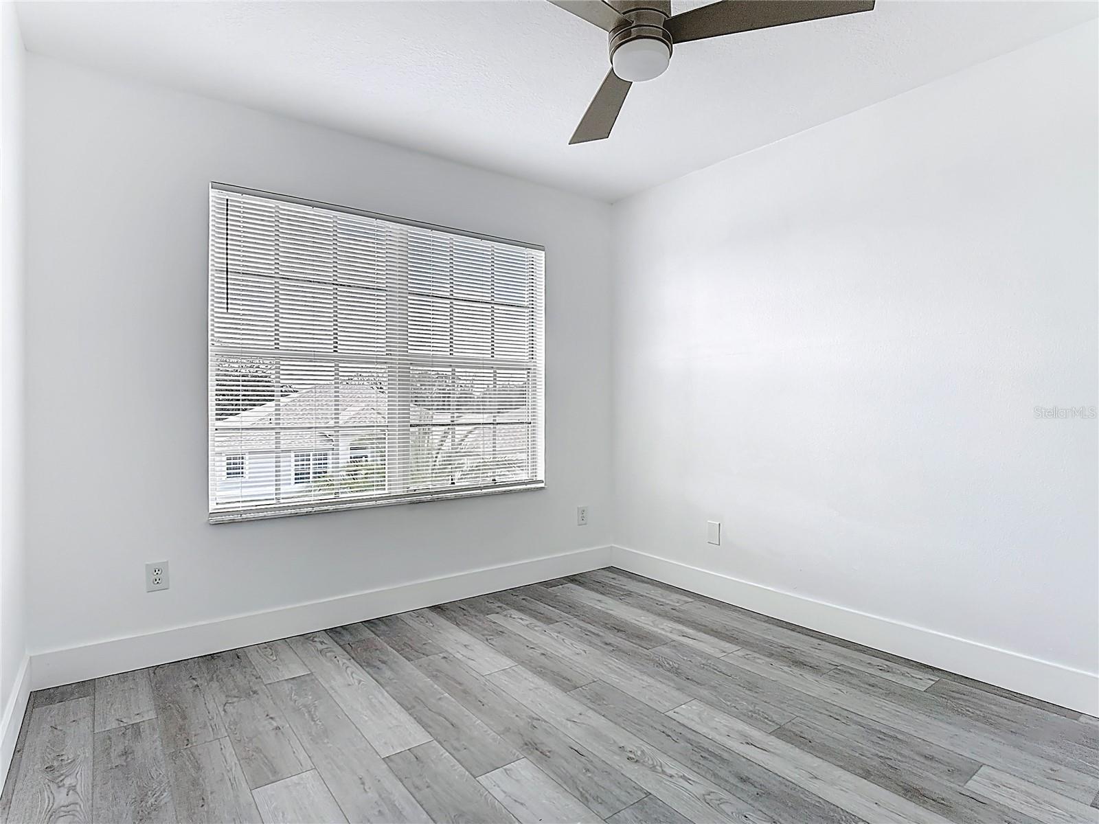 Image 43 of 57 For 406 Wildflower Road