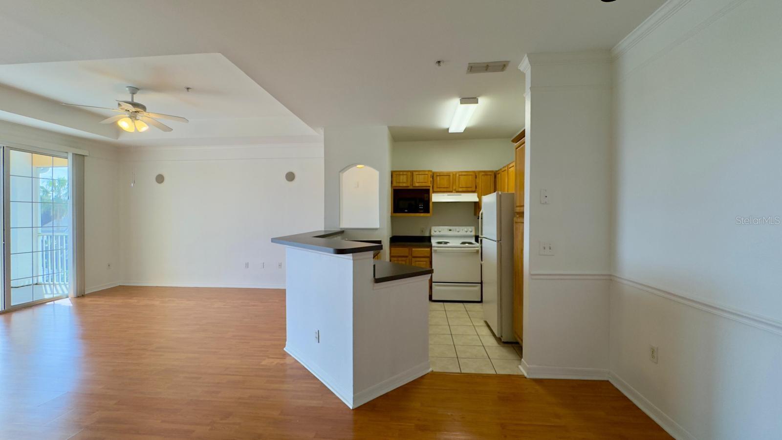 Image 3 of 27 For 6413 Astor Village Avenue 309