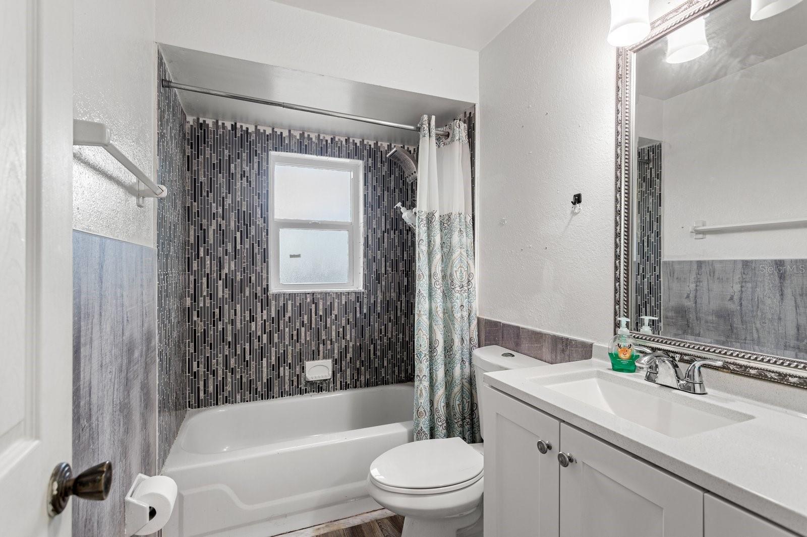 Image 12 of 16 For 2356 Valley Avenue