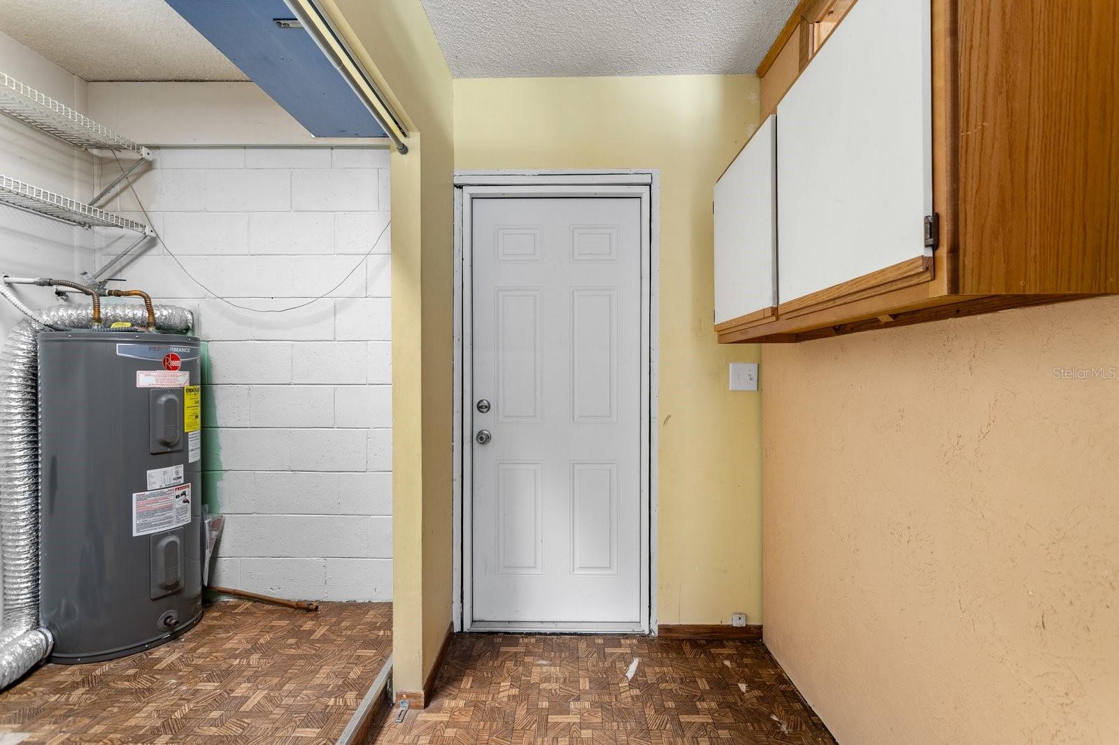 Image 13 of 16 For 2356 Valley Avenue