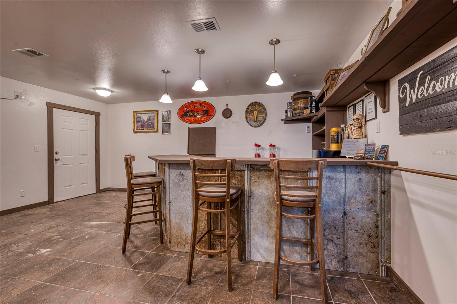 Image 44 of 81 For 5011 193rd Place