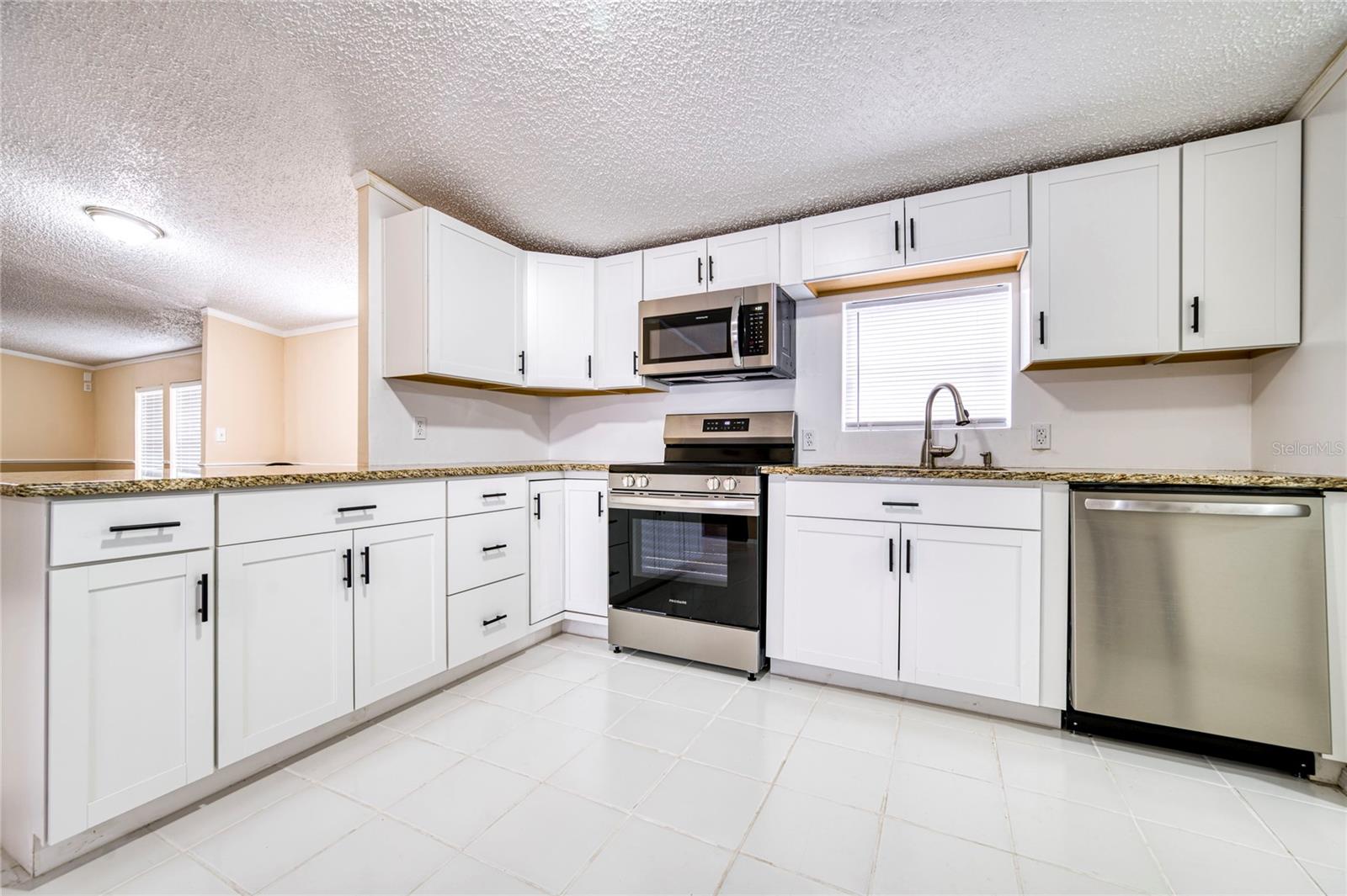 Image 52 of 81 For 5011 193rd Place