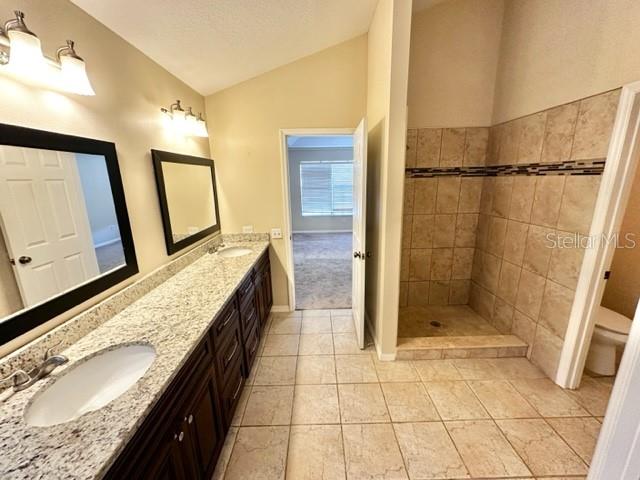 Image 21 of 30 For 955 Charing Cross Circle