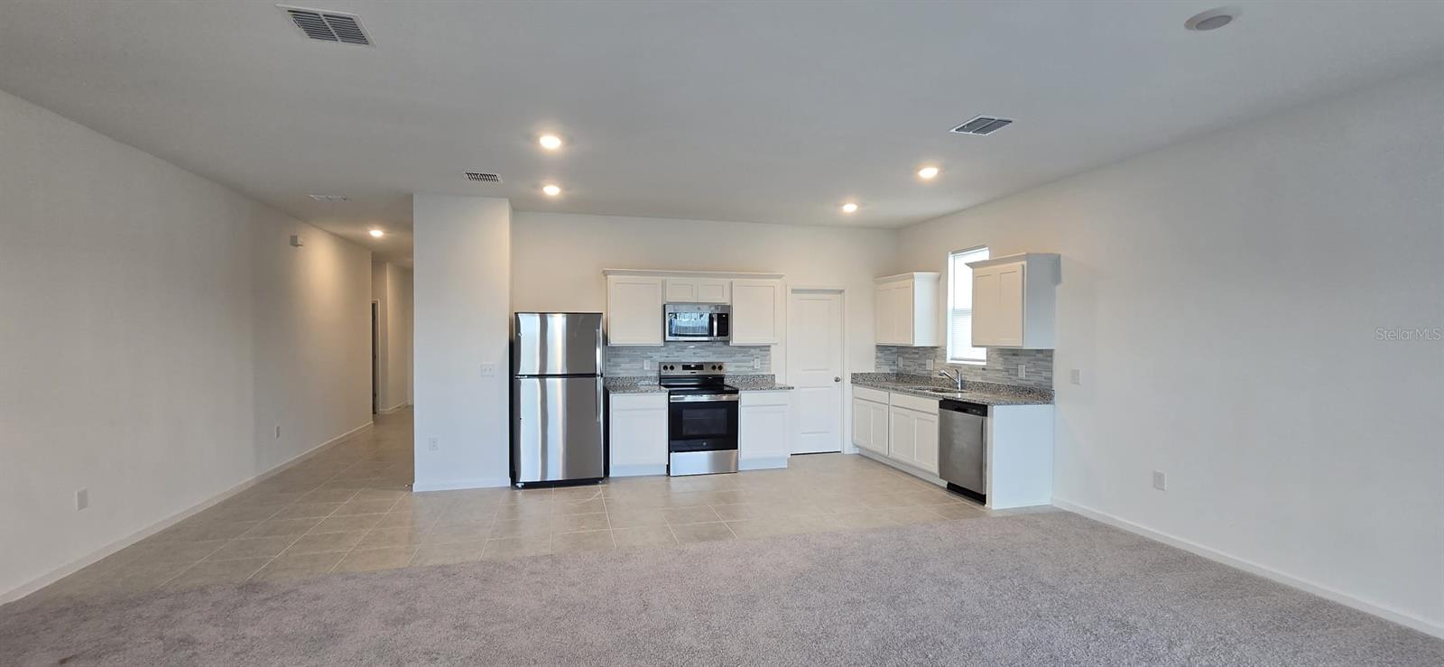 Image 17 of 32 For 474 Hennepin Loop