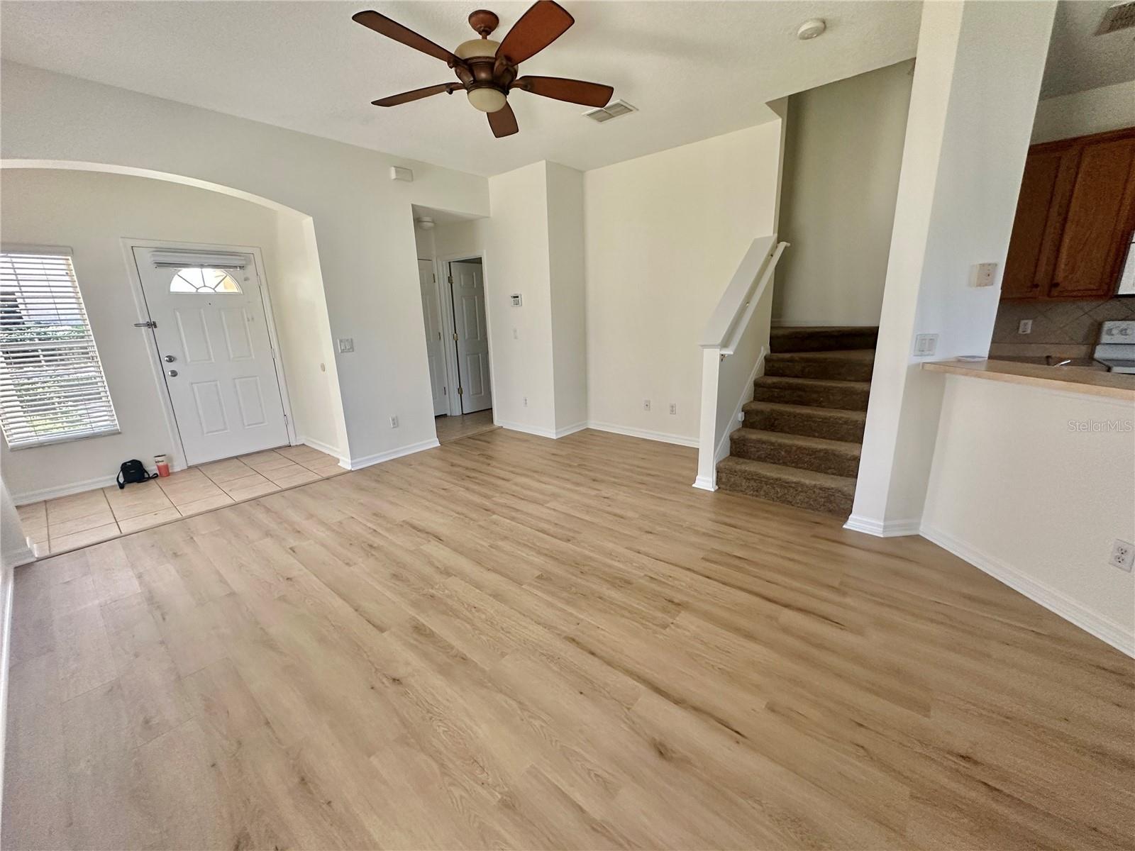 Image 4 of 17 For 3745 Clubside Pointe Drive