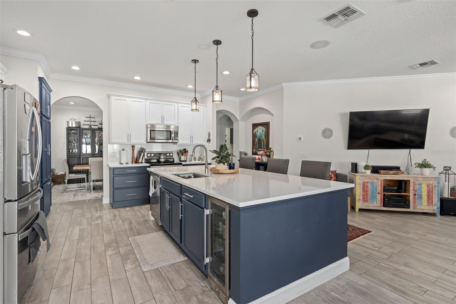 Image 13 of 30 For 10063 Baywater Breeze Drive