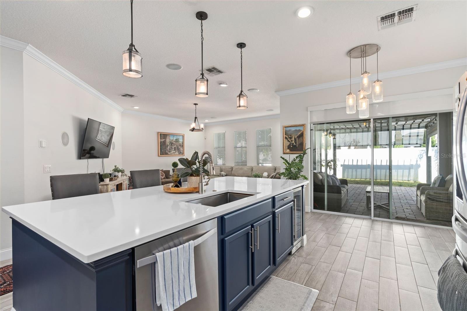 Image 14 of 30 For 10063 Baywater Breeze Drive