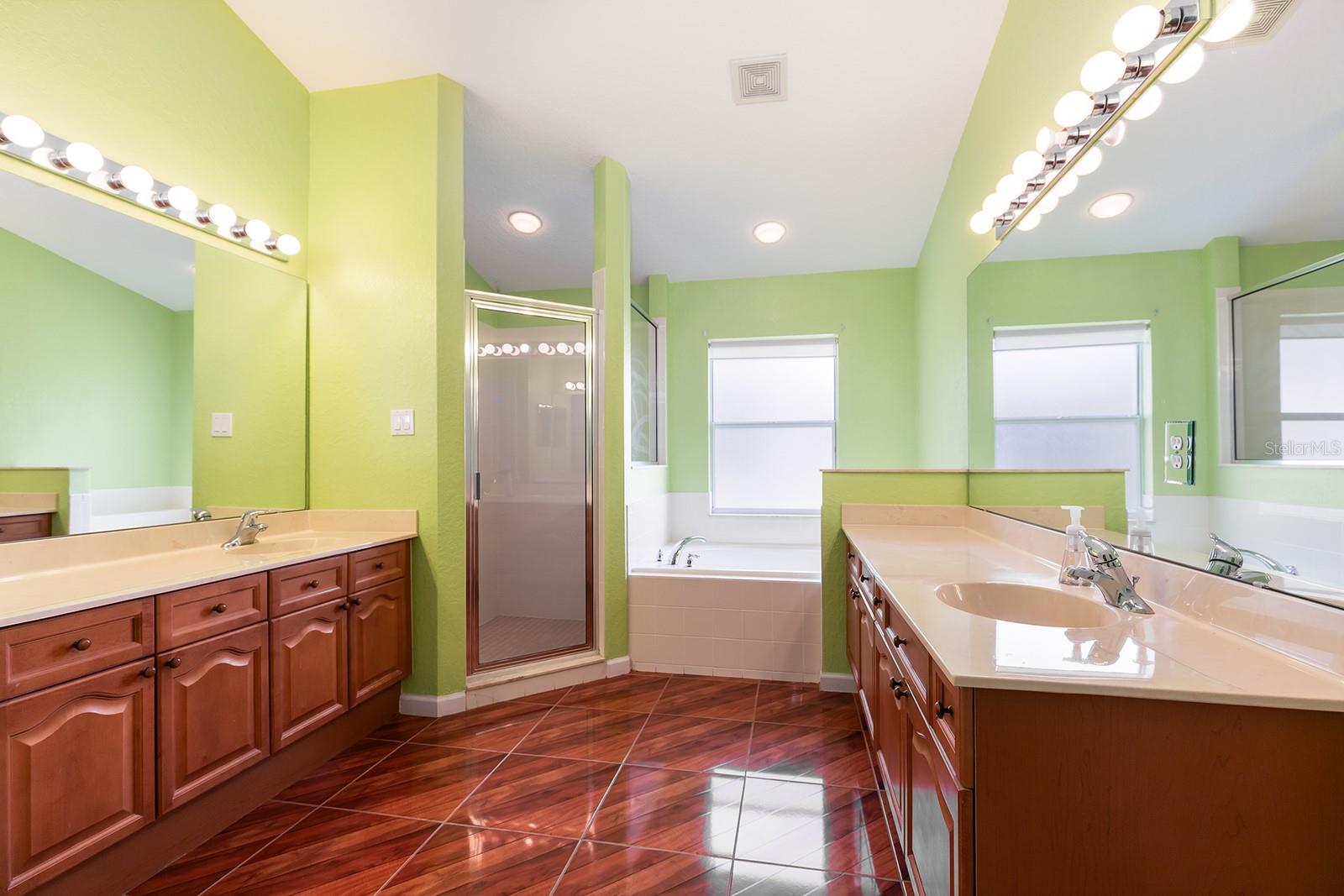 Image 12 of 28 For 2879 Oconnell Drive