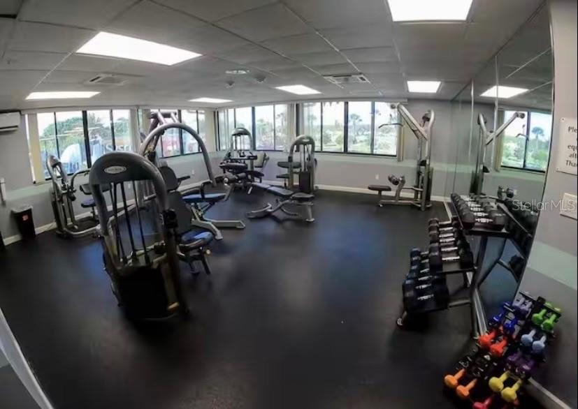 Image 16 of 21 For 3930 Southpointe Drive 205