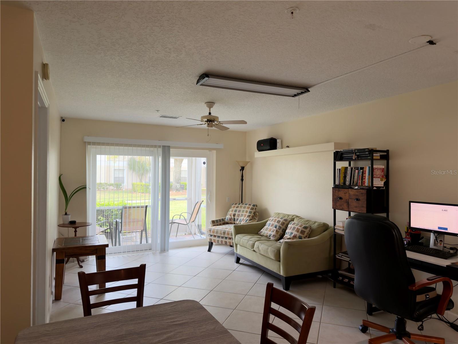 Image 4 of 21 For 3930 Southpointe Drive 205