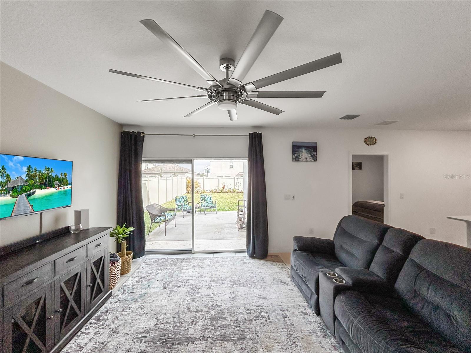 Image 6 of 47 For 6312 Milestone Loop