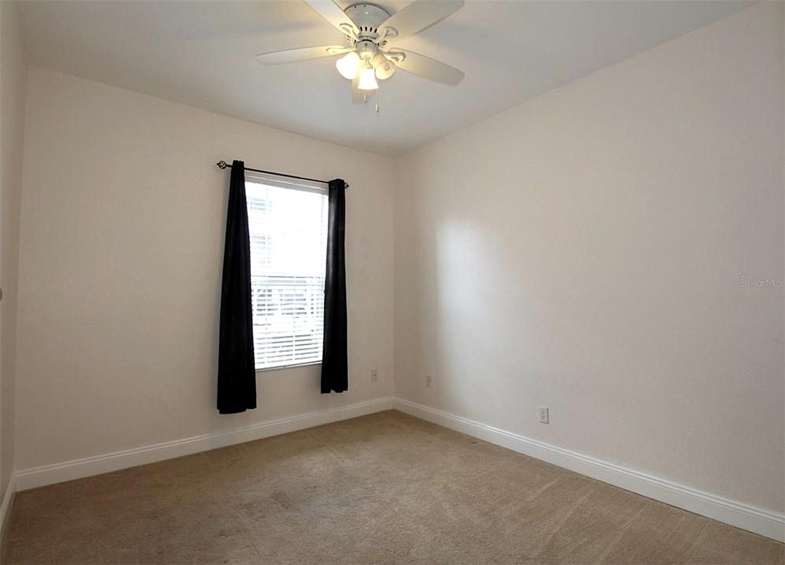 Image 15 of 22 For 3001 Laurel Park Lane 105