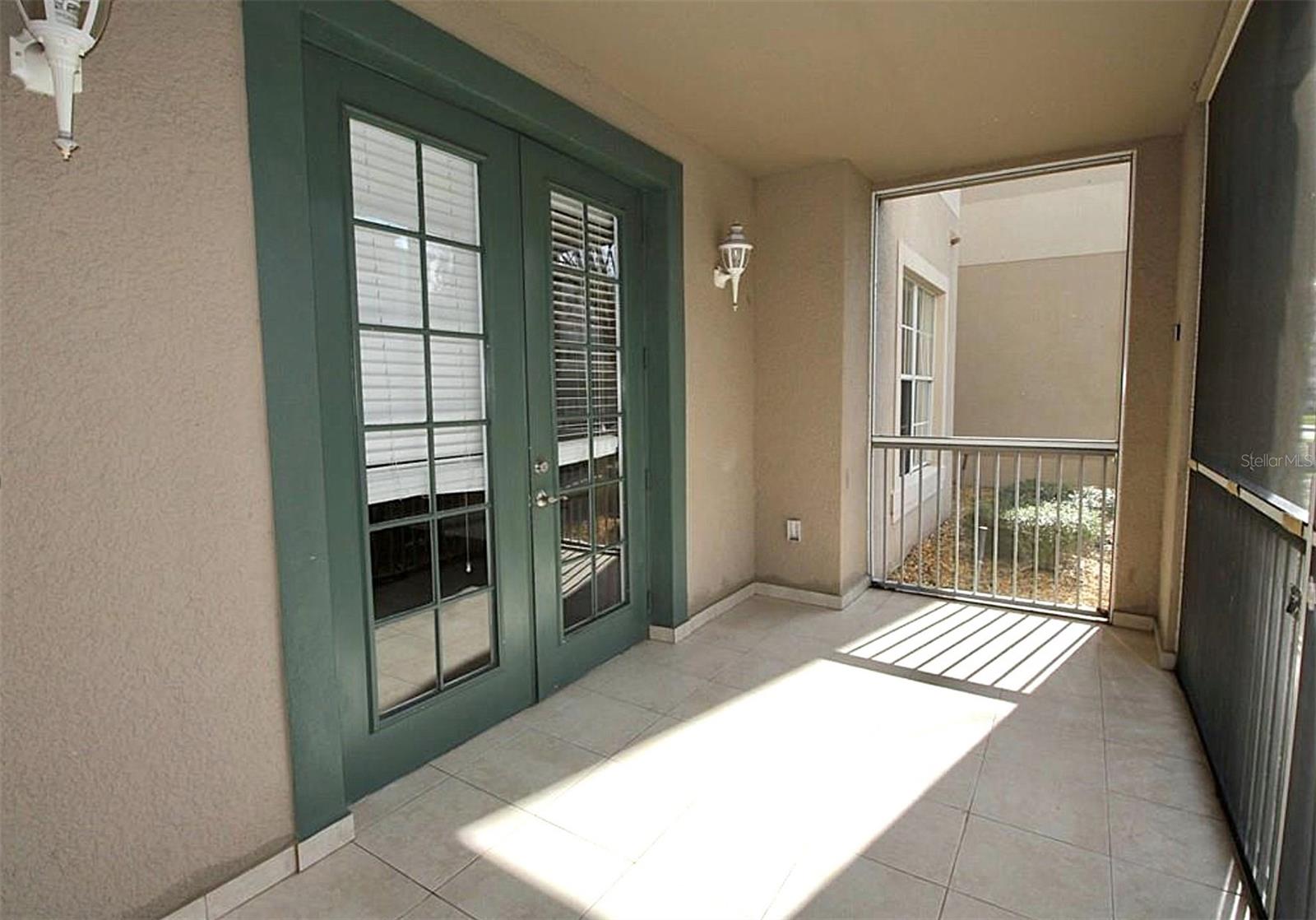 Image 18 of 22 For 3001 Laurel Park Lane 105