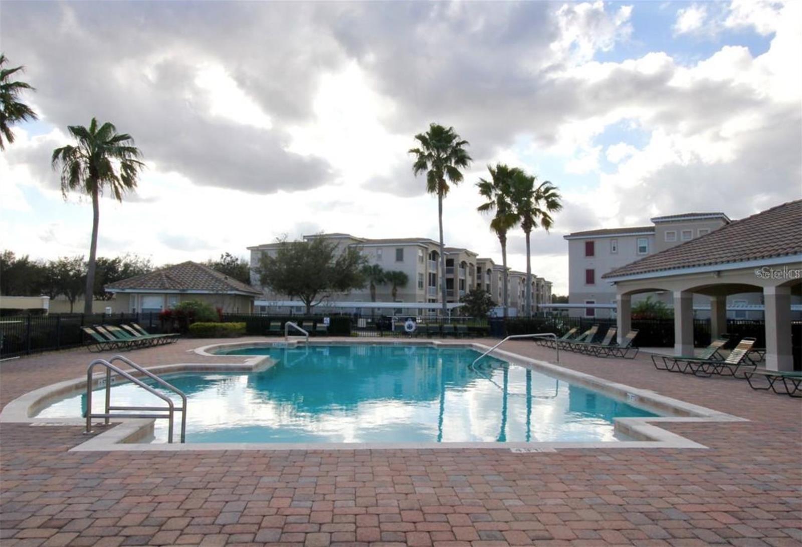 Image 19 of 22 For 3001 Laurel Park Lane 105