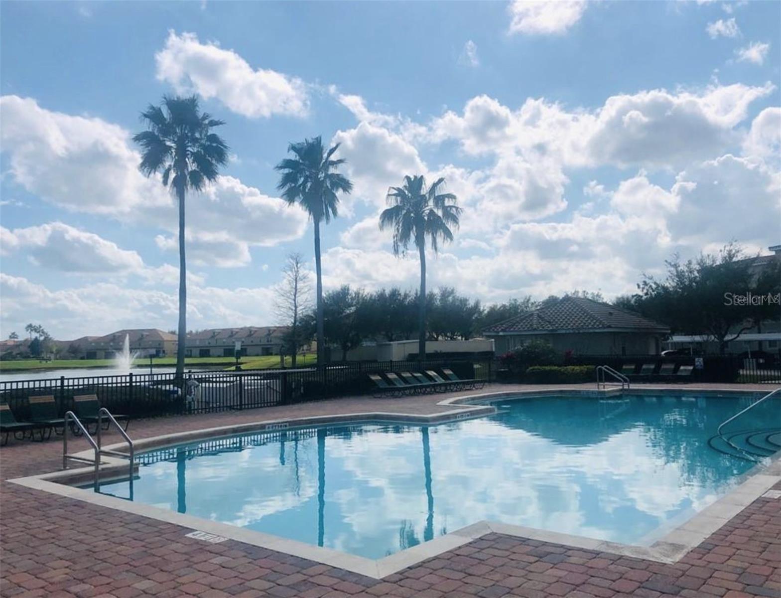 Image 20 of 22 For 3001 Laurel Park Lane 105