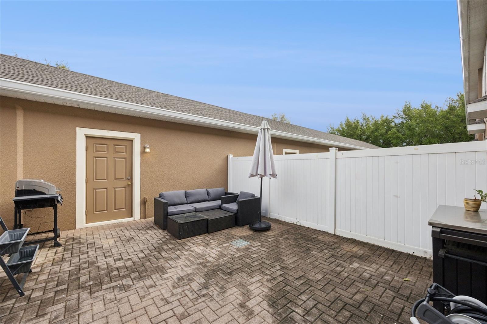 Image 17 of 29 For 14267 Avenue Of The Groves