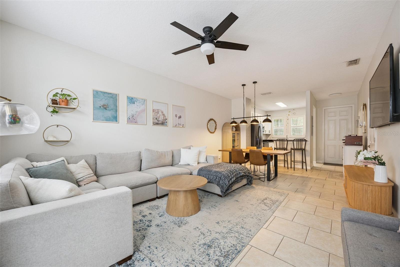 Image 4 of 29 For 14267 Avenue Of The Groves