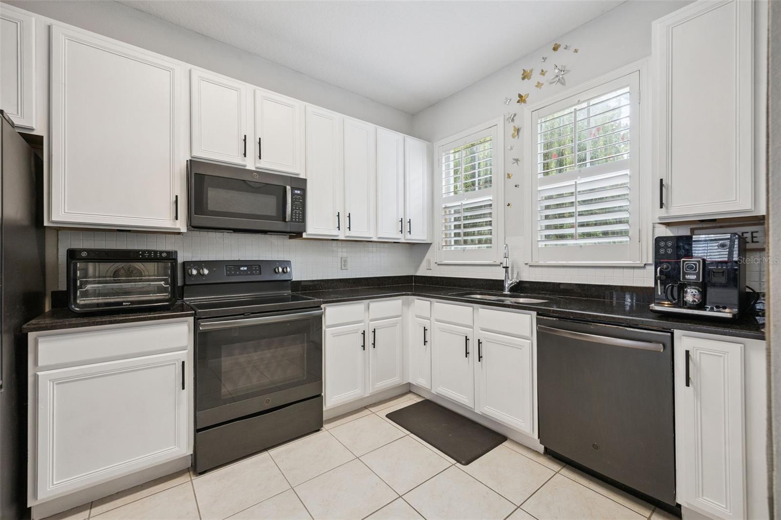 Image 9 of 29 For 14267 Avenue Of The Groves