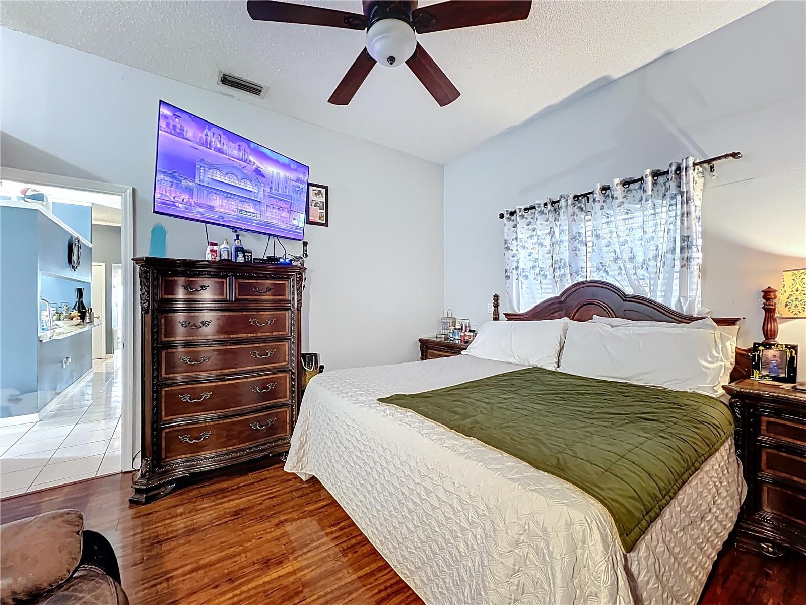 Image 17 of 65 For 11500 Chestfield Court