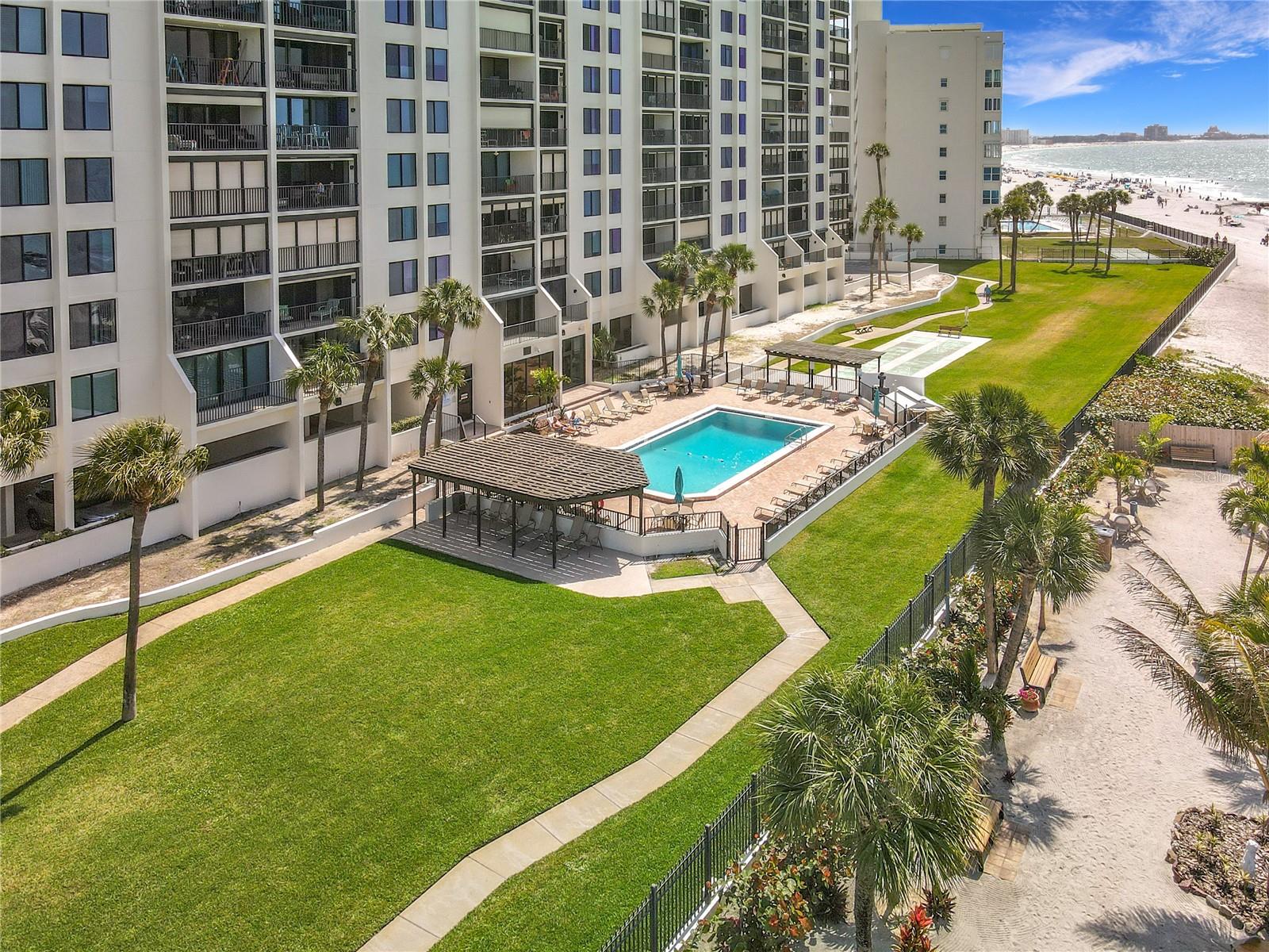 Image 28 of 53 For 7100 Sunset Way 801