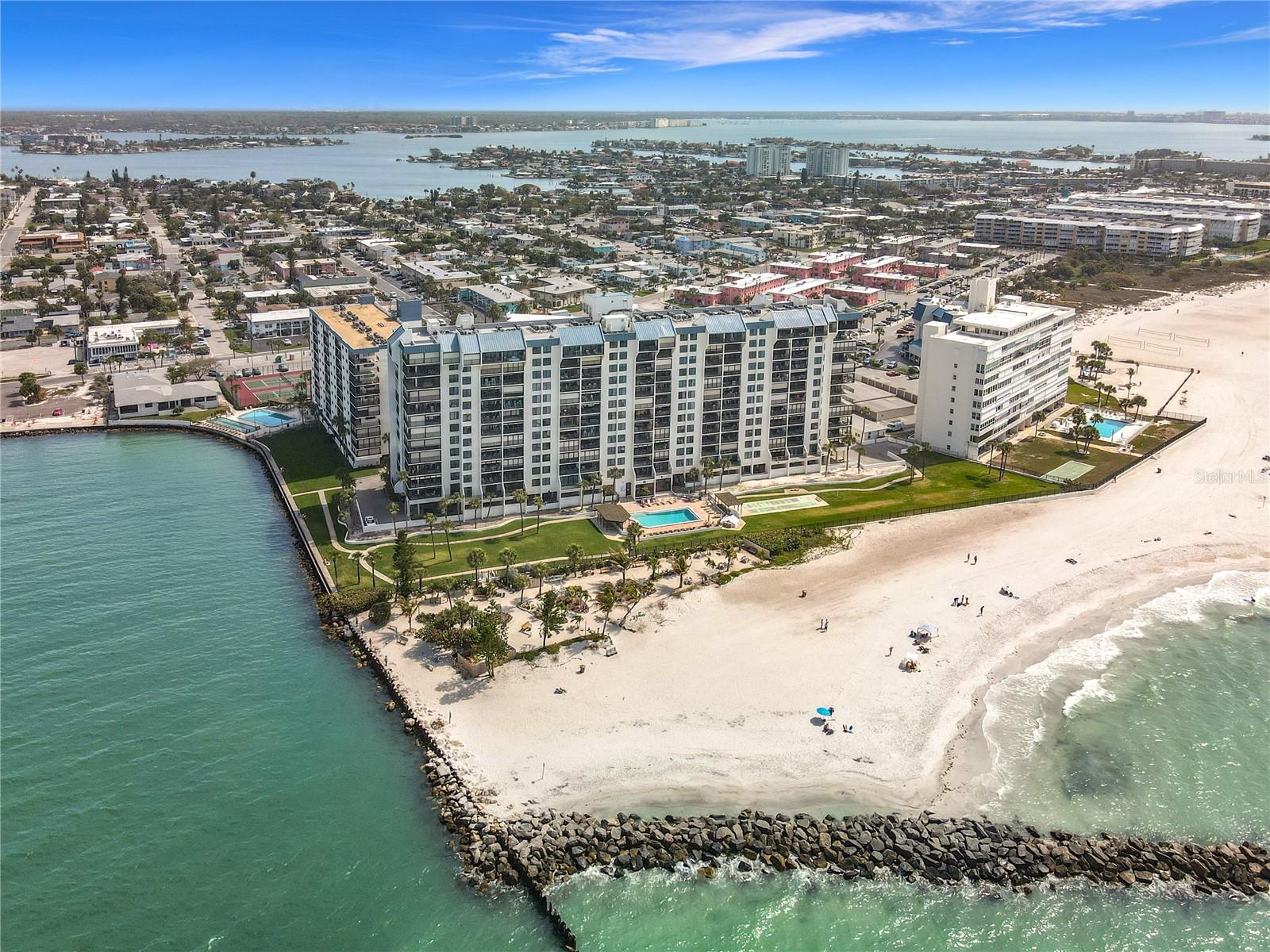 Image 31 of 53 For 7100 Sunset Way 801