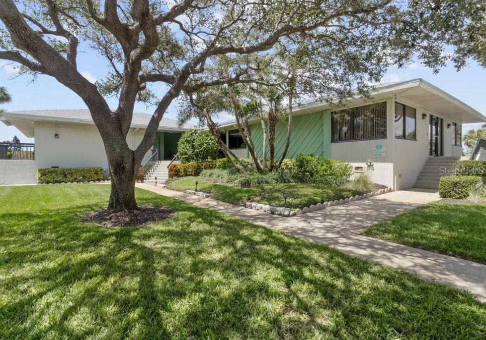 Image 37 of 53 For 7100 Sunset Way 801