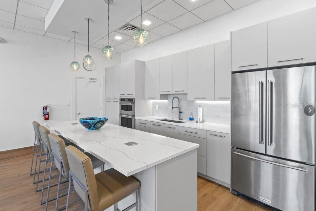 Image 40 of 53 For 7100 Sunset Way 801