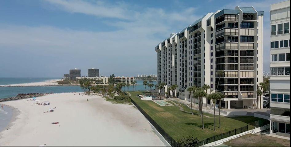 Image 49 of 53 For 7100 Sunset Way 801