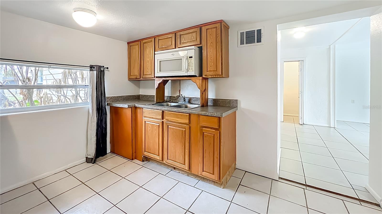 Image 4 of 50 For 5110 Old Cheney Highway A