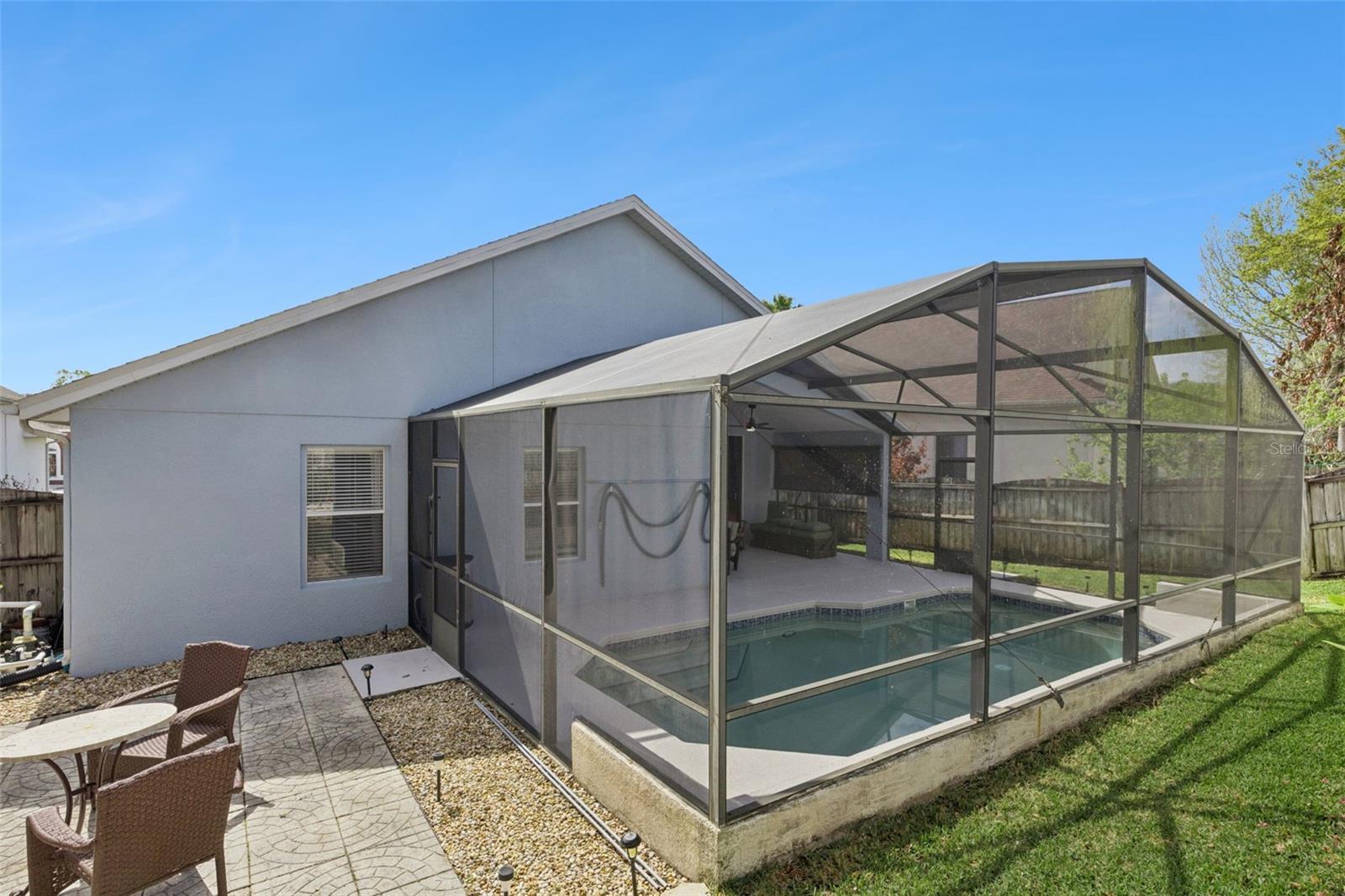 Image 33 of 40 For 1102 Royal Saint George Drive