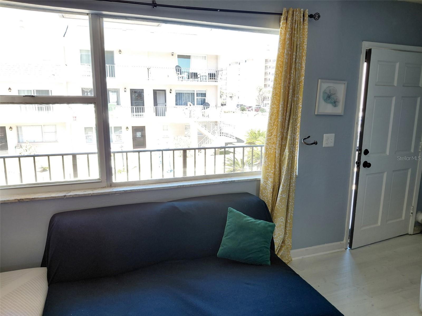 Image 4 of 15 For 4454 Atlantic Avenue 2020