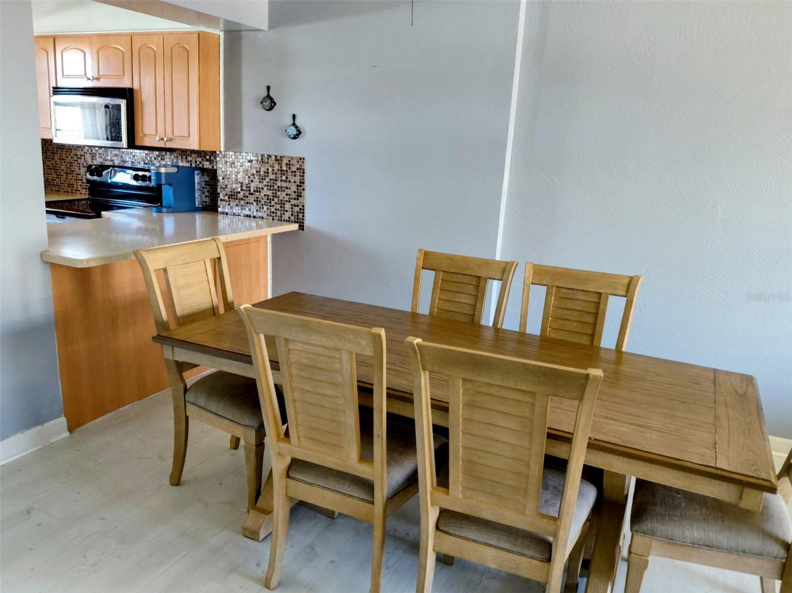 Image 7 of 15 For 4454 Atlantic Avenue 2020