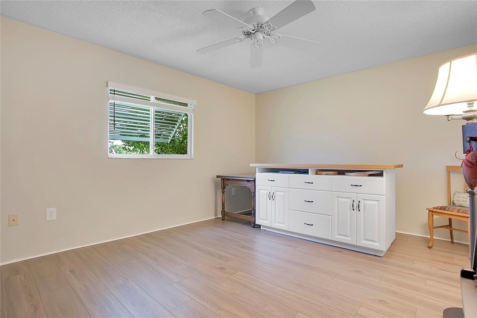 Image 19 of 32 For 10475 178th Street